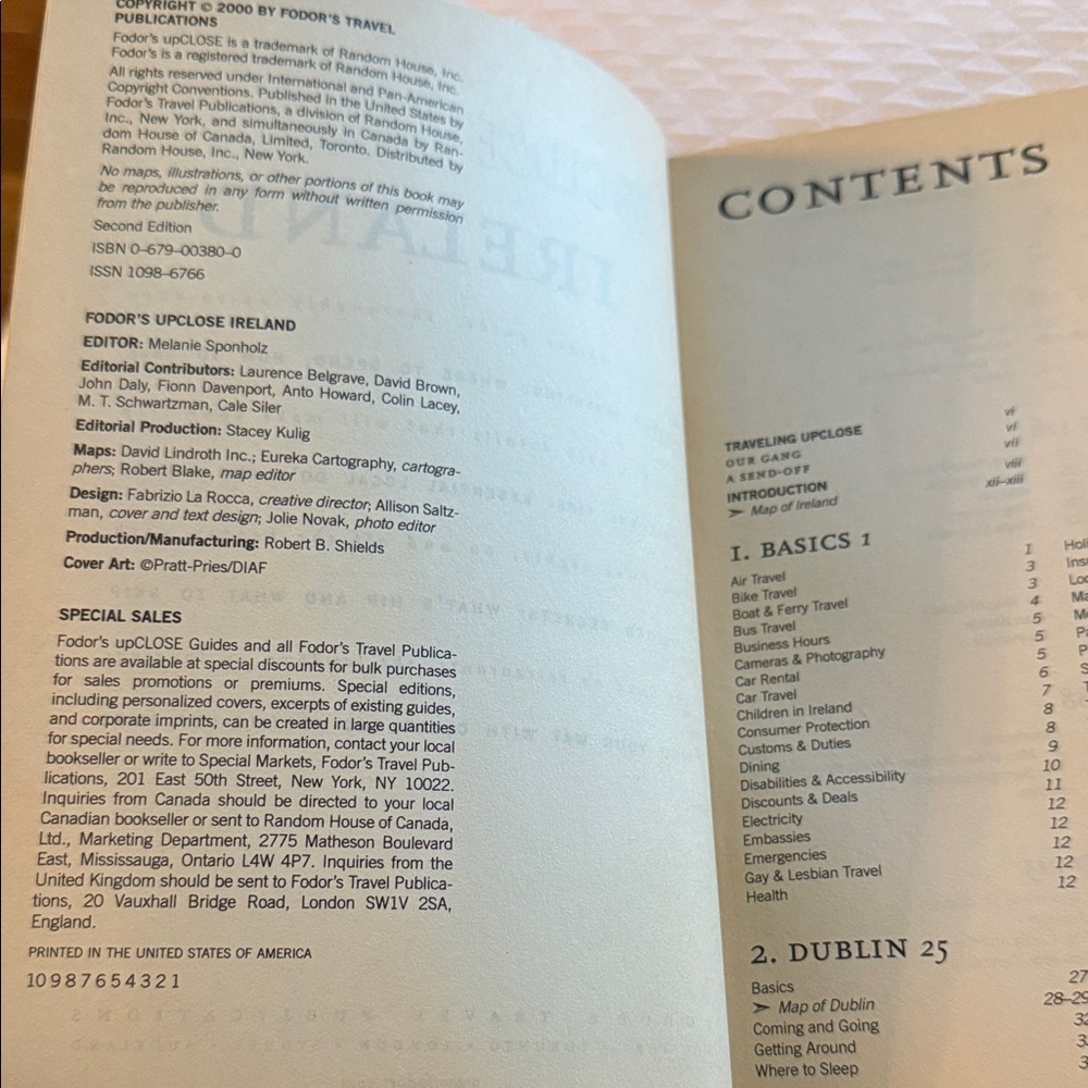 Travel Guide Book: Ireland - Edition - Picture 3 of 7